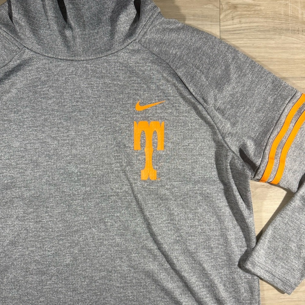 Nike Tennessee Vols Football Funnel Neck Sweatshirt Women's‎ Size XL Retro Logo